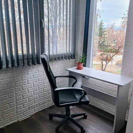 Sunny Corner *
